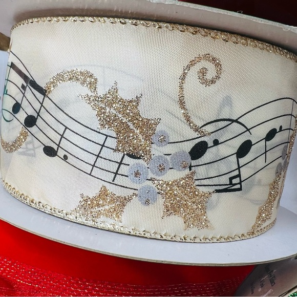 Lot of  7 Christmas New & Used Ribbon Wired & Non Wired, Various Widths & Types - Picture 4 of 13